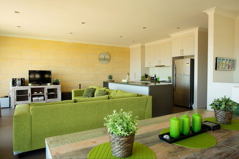 Horizons Part Of Blue Fin Holiday Homes - Accommodation Batemans Bay 2