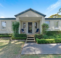 Huskisson Beach House - Accommodation Batemans Bay