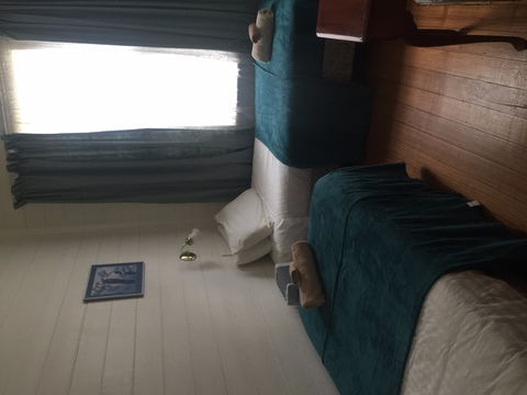 Lake Leake Inn - Accommodation Batemans Bay 2