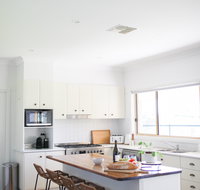Little River Lodge Tumut - Accommodation Batemans Bay