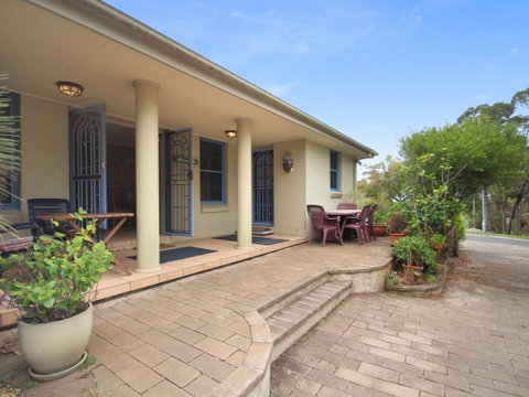 On The Green - Accommodation Batemans Bay 0