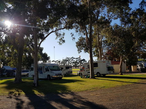 Riverton Caravan Park - Accommodation Batemans Bay 0