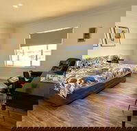 The Mains Guest House - Accommodation Batemans Bay