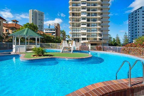 ULTIQA Beach Haven On Broadbeach - Accommodation Batemans Bay 0