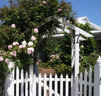 Durack House Bed  Breakfast - Accommodation Batemans Bay