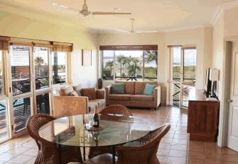 Moonlight Bay Suites - Accommodation Batemans Bay 0