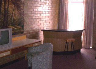 Red Castle Motor Inn - Accommodation Batemans Bay 0
