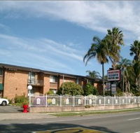 Adamstown Motor Inn