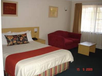 Bathurst Motor Inn - Accommodation Batemans Bay 0