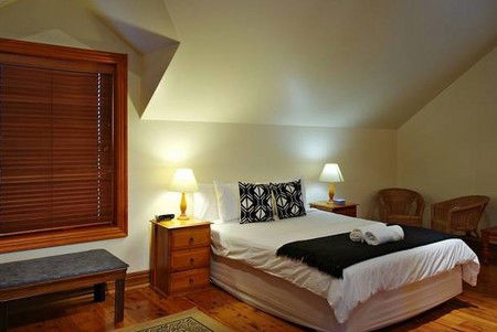 The Mews Studio Apartments - Accommodation Batemans Bay 4