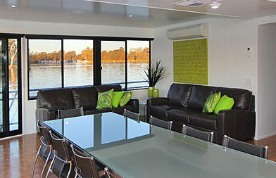 All Seasons Houseboats - Accommodation Batemans Bay 2