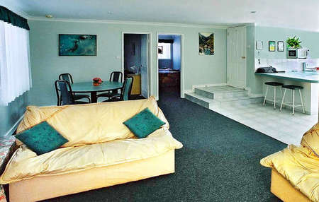 Ocean Pines Holiday Apartments - Accommodation Batemans Bay 0