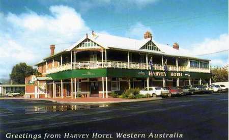 Harvey Hotel - Accommodation Batemans Bay 0