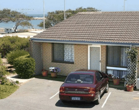 Port Denison Holiday Units - Accommodation Batemans Bay