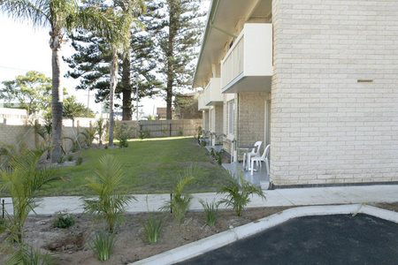 Apartments Como - Accommodation Batemans Bay 2