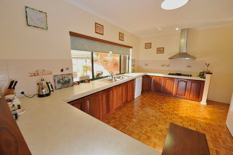 Homestead Bed And Breakfast - Accommodation Batemans Bay 3