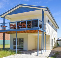 28A Kent Drive - Gorgeous Location Opposite Kent Reserve in Encounter Bay - Accommodation Batemans Bay