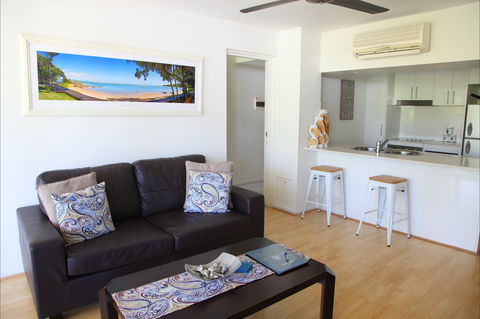 Agnes Water Beach Club - Accommodation Batemans Bay 2