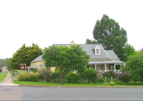 Anglea House - Accommodation Batemans Bay 0