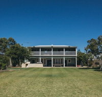 Beach Buoys - Accommodation Batemans Bay