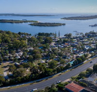 Blue Dolphin Holiday Resort - Accommodation Batemans Bay