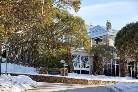 Breathtaker Hotel & Spa - Accommodation Batemans Bay 0