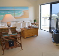 Breakers 1 / 5 at Yamba - Accommodation Batemans Bay