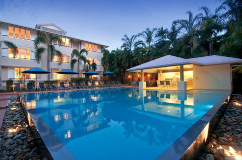 Cayman Villas Port Douglas - Accommodation Batemans Bay 1