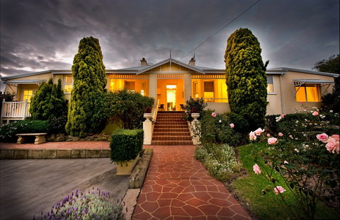 Dunmoylen House Bed And Breakfast - Accommodation Batemans Bay 0