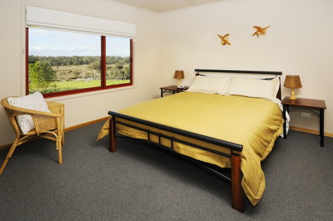 Frog Gully Cottages - Accommodation Batemans Bay 2