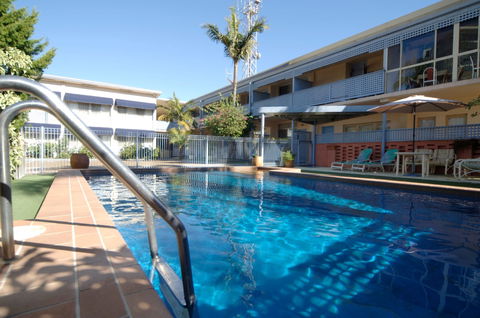 Golden Sands Motor Inn - Accommodation Batemans Bay 0