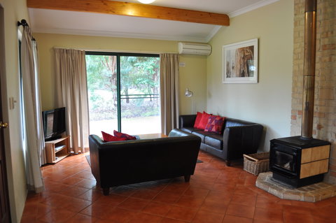 Karri Valley Chalets - Accommodation Batemans Bay 1