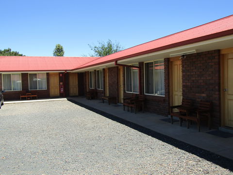Manilla Motel - Accommodation Batemans Bay 0