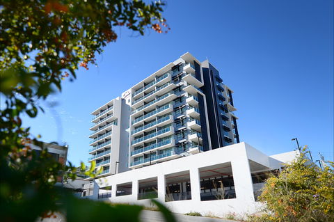 Oaks Gladstone Grand Hotel - Accommodation Batemans Bay 1