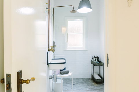 The Greenhouse  Retreat Pearl Beach - Accommodation Batemans Bay 1