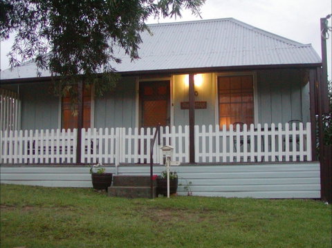 Tinonee Cottages - Accommodation Batemans Bay 0