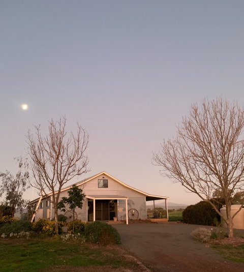 Traquair - Accommodation Batemans Bay 1