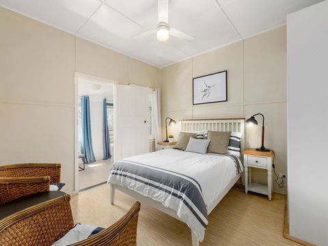 Tuckers Rocks Cottage - Accommodation Batemans Bay 2