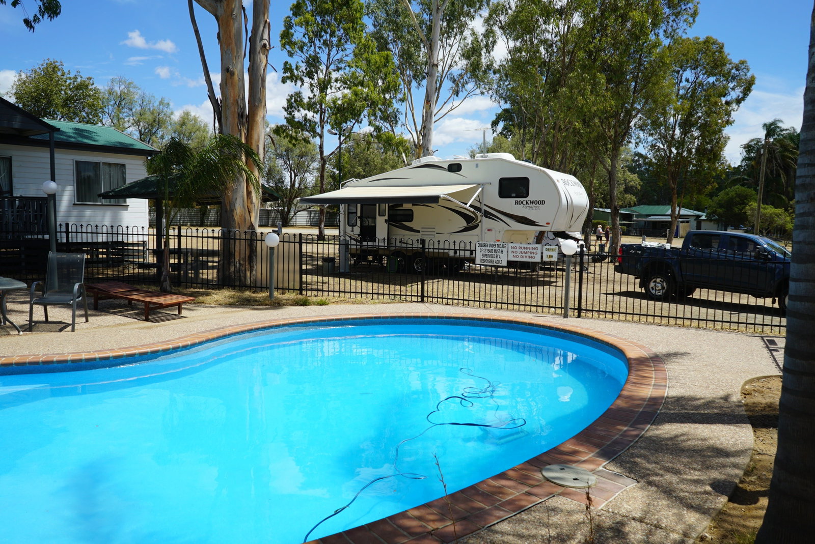 Leslie QLD Accommodation Batemans Bay