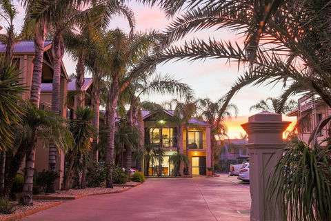 Aquarius Apartments - Accommodation Batemans Bay 0