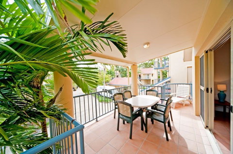 At Beach Court Holiday Villas - Accommodation Batemans Bay 1