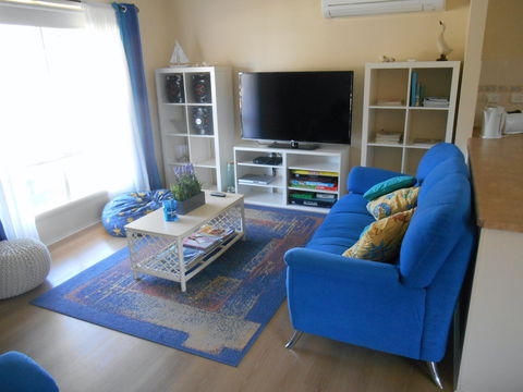 At The Beach - Accommodation Batemans Bay 2