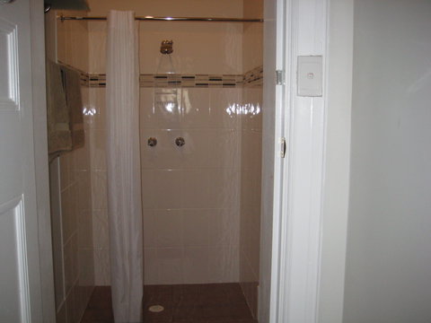 B And B On Bettington - Accommodation Batemans Bay 2