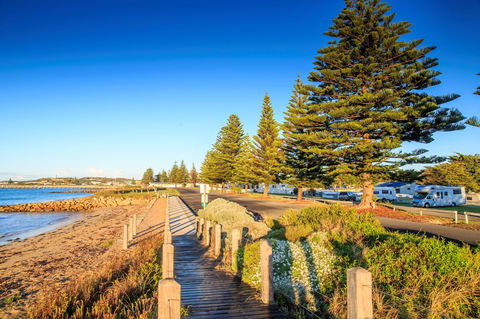 Beachport Caravan Park - Accommodation Batemans Bay 0