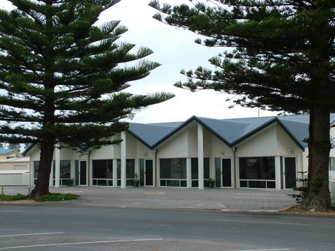 Beachport Caravan Park - Accommodation Batemans Bay 2