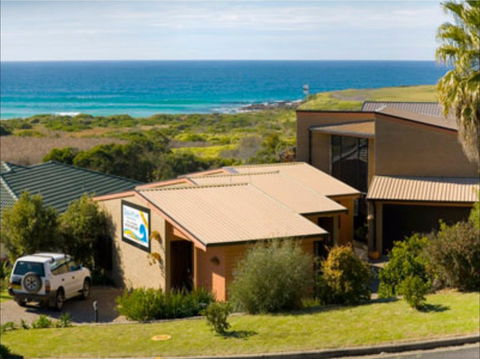 Beachfront Apartments Narooma - Accommodation Batemans Bay 0