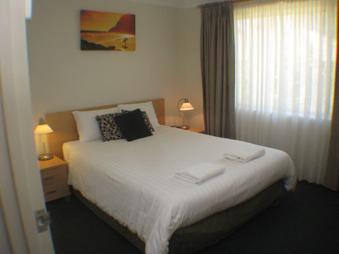 Beaches Serviced Apartments - Accommodation Batemans Bay 1