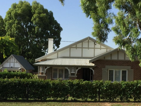 Casey Street Suite And Studio - Accommodation Batemans Bay 0
