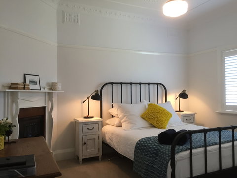 Casey Street Suite And Studio - Accommodation Batemans Bay 1