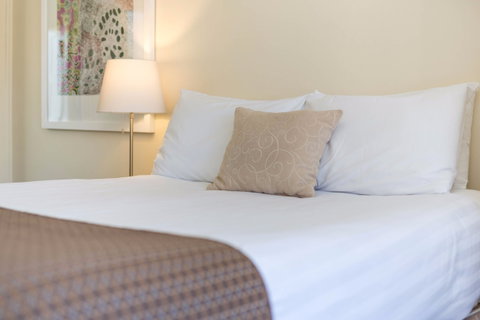 Club Motel And Apartments - Accommodation Batemans Bay 1